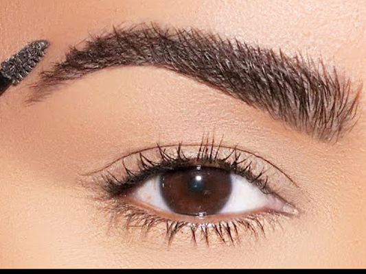 تکمیل آرایش چشم و ابرو: سایر محصولات ضروری
